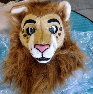 Update he's sold lion fursuit head with moving mouth